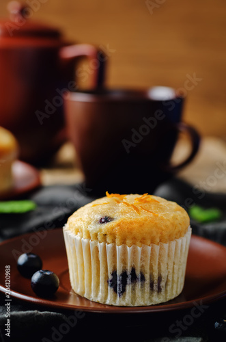 Blueberry muffins with lemon glaze