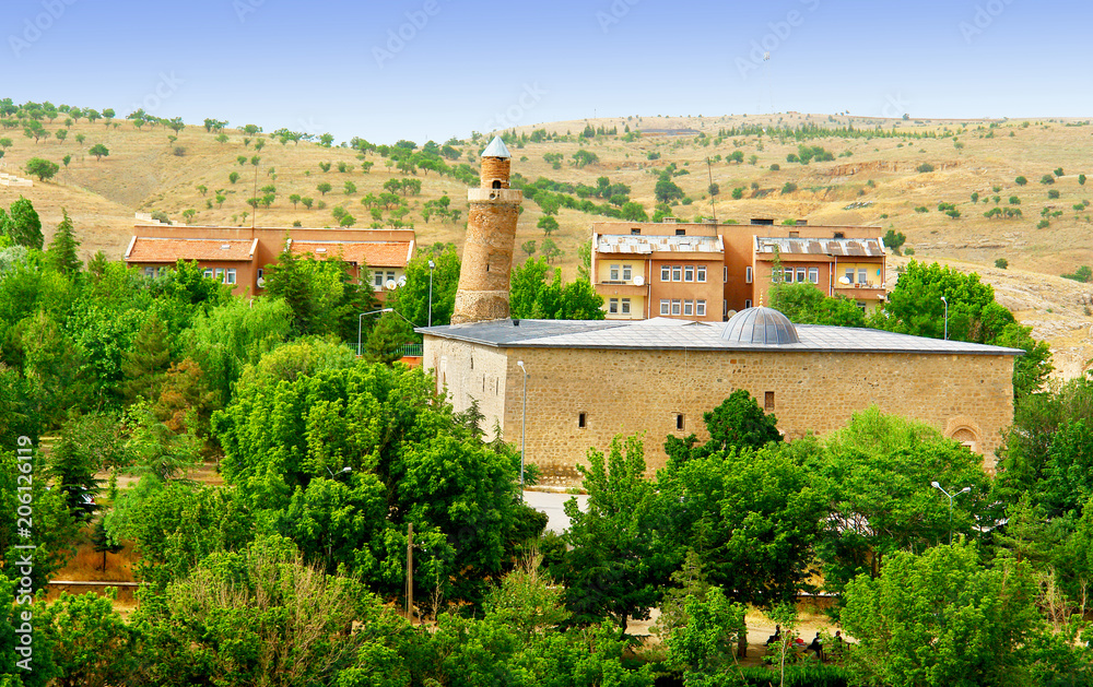 Obraz premium Leaning Minarett Ulu Camii Harput, Elazig, Turkay 