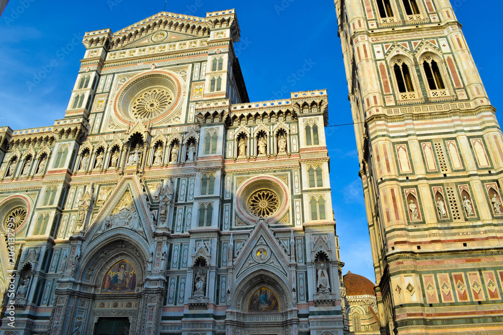 Fototapeta premium Cattedrale di Santa Maria del Fiore (Florence Cathedral, Cathedral of Saint Mary of the Flower, Il Duomo di Firenze) in Florence, Italy.