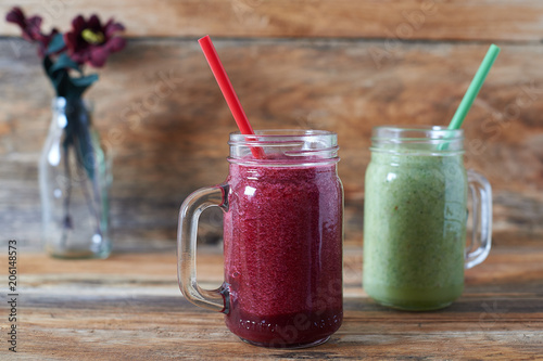 Red and green smoothie