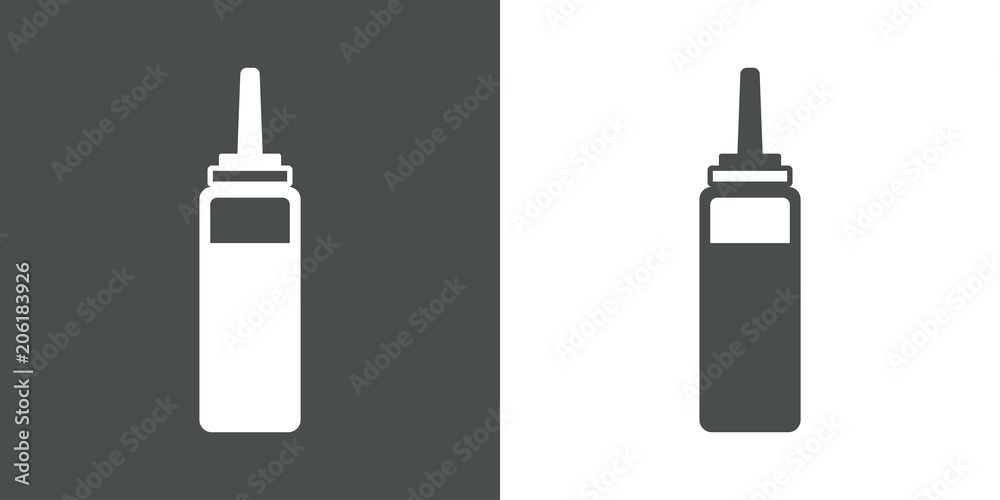 Icono plano botella de plastico de ketchup en gris y blanco Icono plano botella de plastico de ketchup en gris y blanco