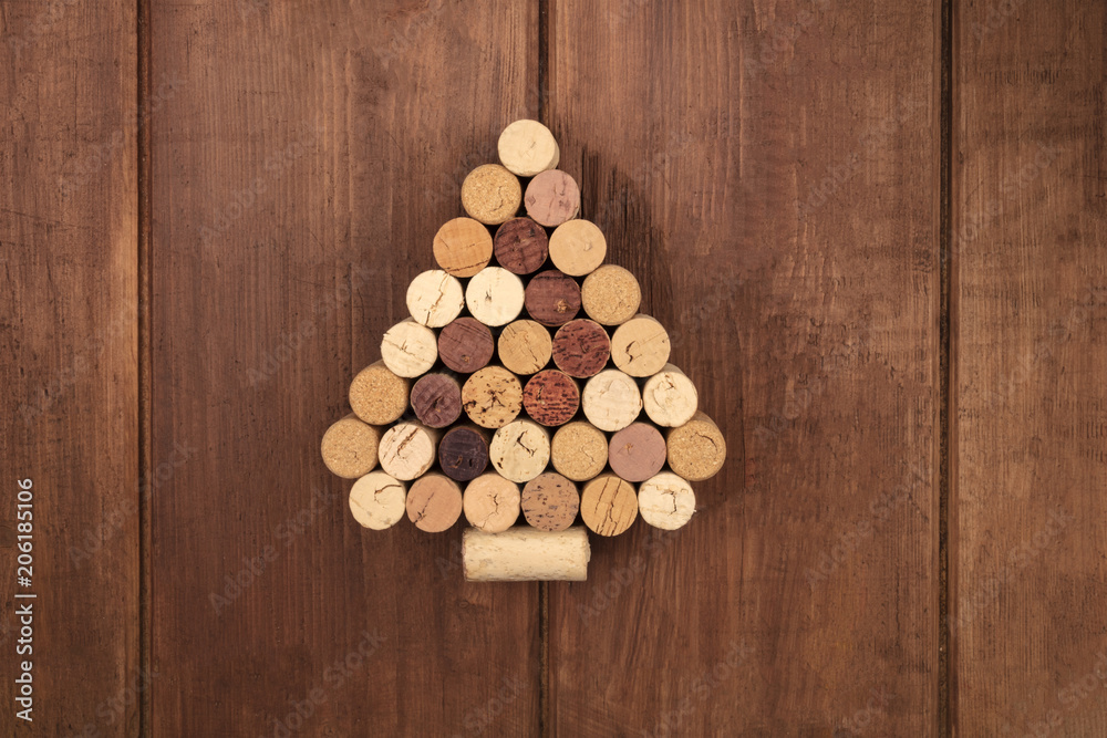 Fototapeta premium Wine corks Christmas tree with a place for text