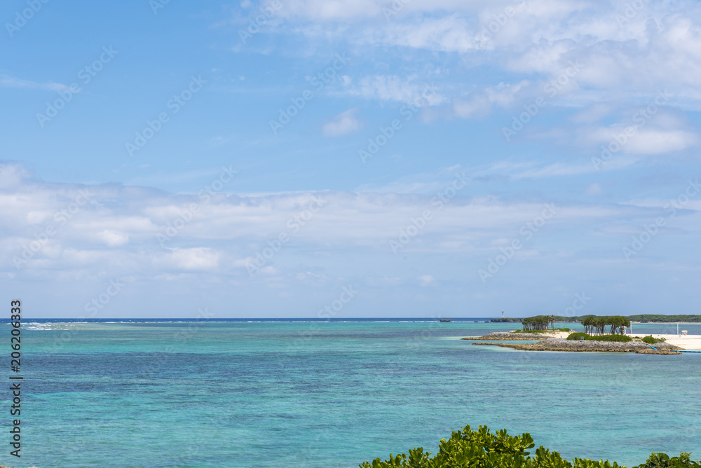 Naklejka premium Beautiful ocean view, seascape, Okinawa, Japan