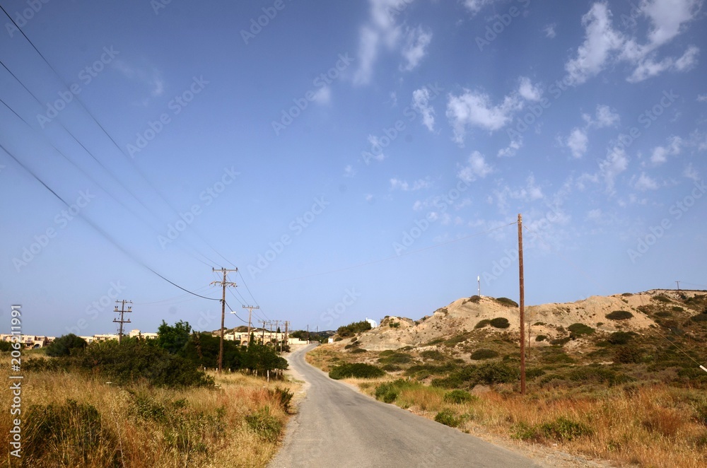 Route de campagne vers la petite ville de Kardamena (Kos-Grèce)
