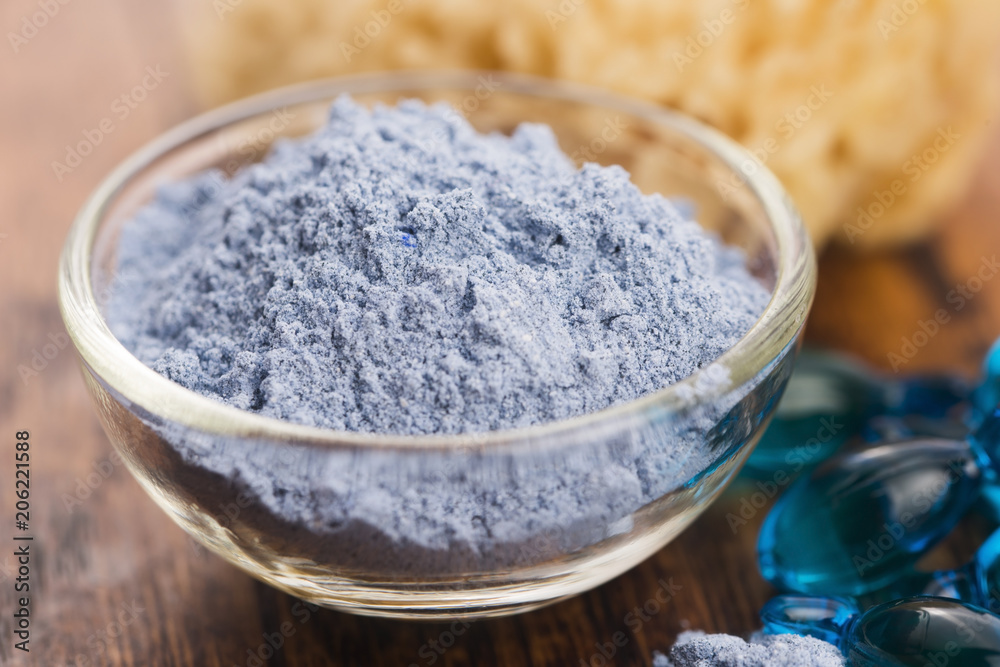 Blue clay mask with serum capsules Blue clay mask with serum capsules