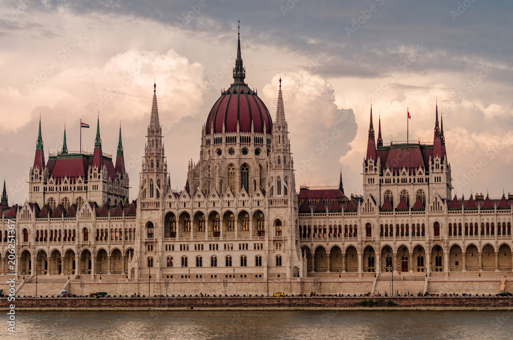 Budapest Parliament cloudy sunset  landscape from Danube river