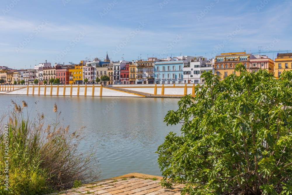 Naklejka premium Triana et le Guadalquivir depuis Séville