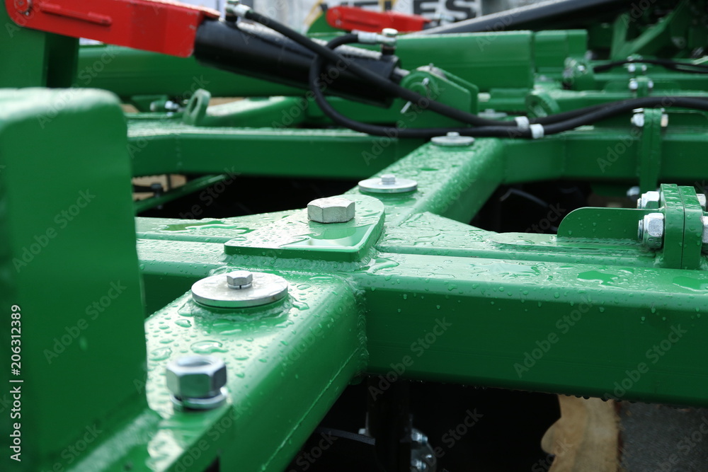 Picture of the carrier frame of the cultivator. Picture of the carrier frame of the cultivator.