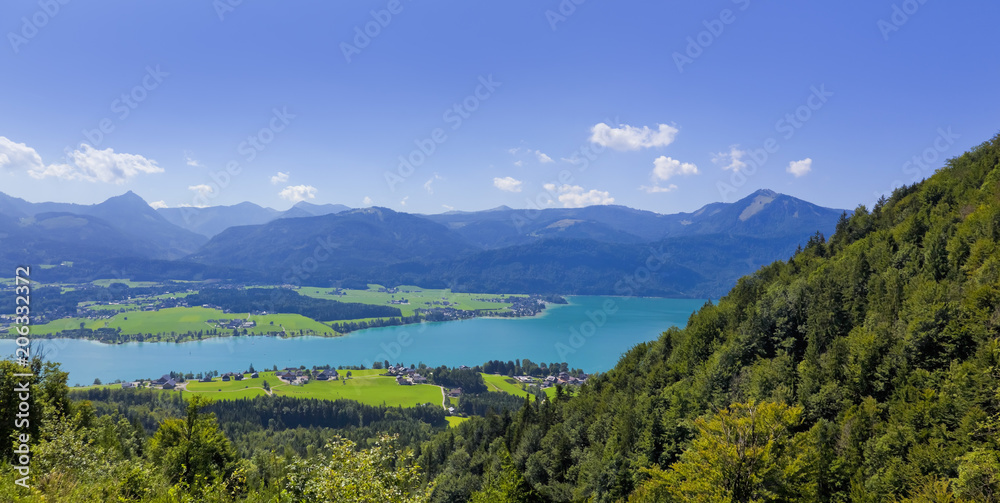 Panoramablick vom Schafberg auf den Wolfgangsee 