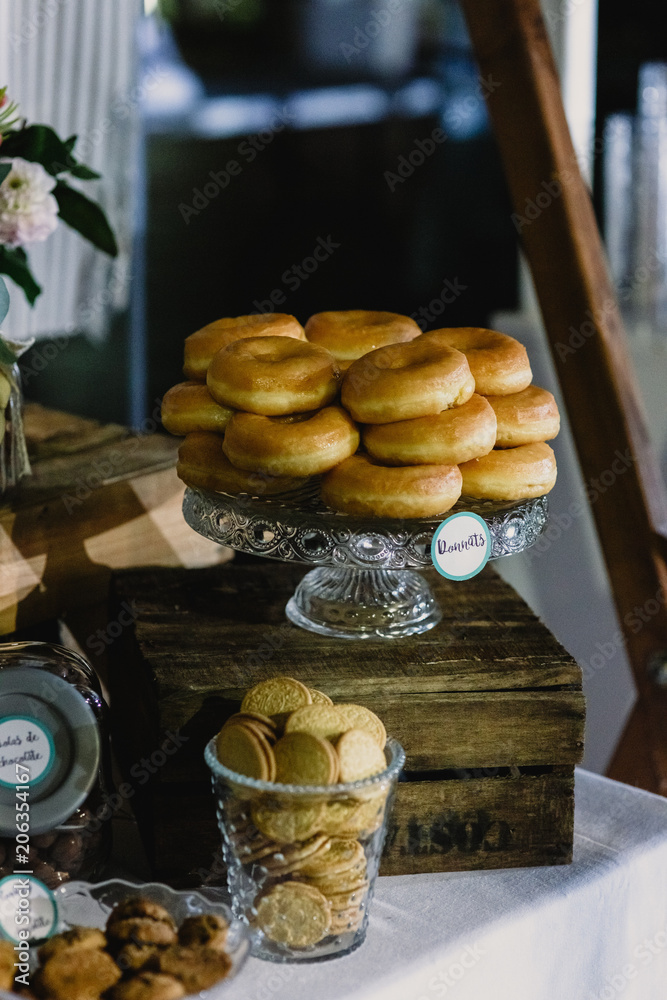 Wedding deserts in candy bar