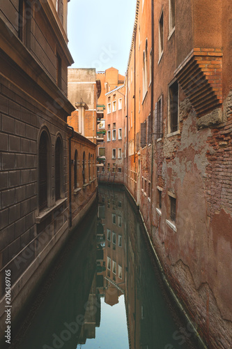 Get lost in venetian alleys