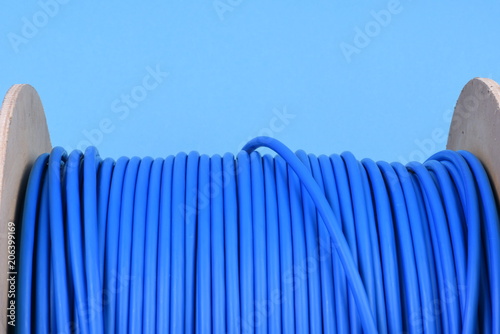 Network cable drum with utp cord