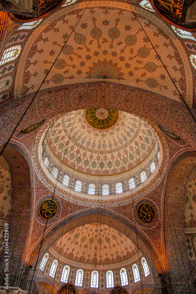 Istanbul, Turkey, 25 April 2006: The Yeni Mosque is an Ottoman mosque in the Eminonu district of Istanbul.