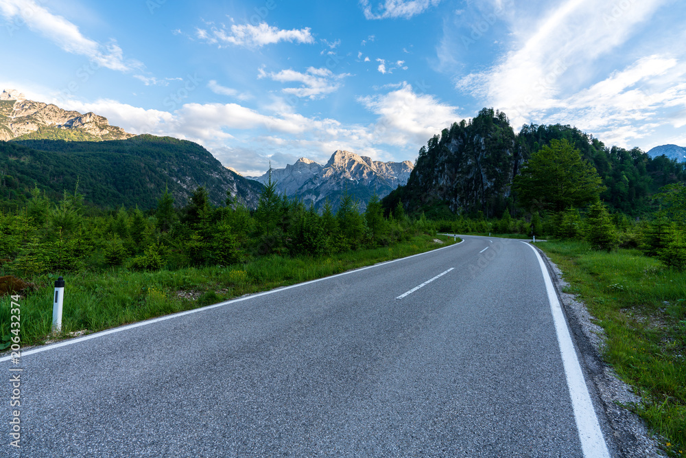 Fototapeta premium Droga w Almtal