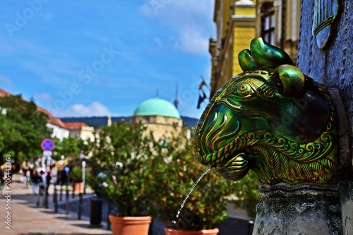 Canvastavla Zsolnay Brunnen in Pécs, Ungarn