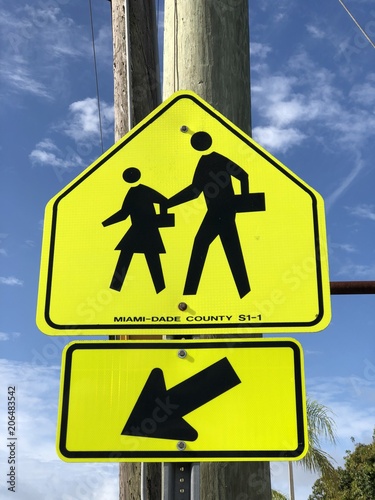 Crossing sign