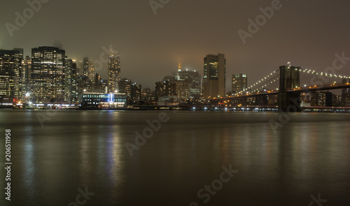 New York, ponte di Brooklyn di sera © Gianfranco Bella