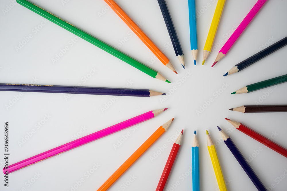 Color pencils in arrange in color wheel