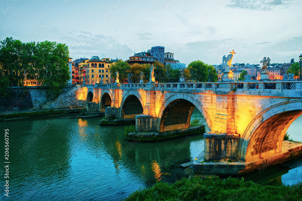 Obraz premium Ponte Sant Angelo Bridge evening