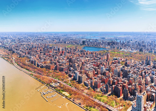 Stunning aerial view of Manhattan nd Central Park