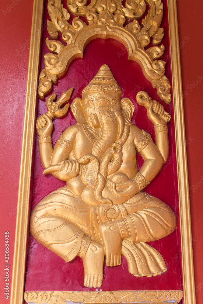 the wood craft for the hindu god name is ganesha