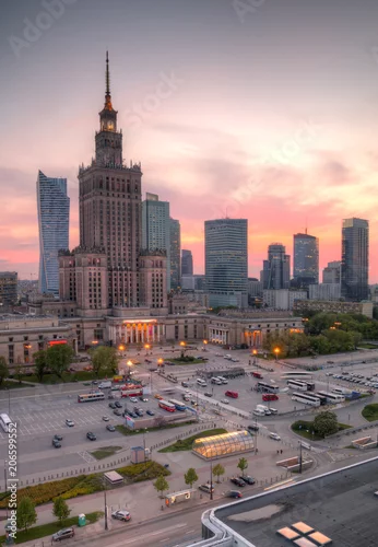 Fototapeta Panorama miasta o zachodzie słońca. Warszawa, Polska.