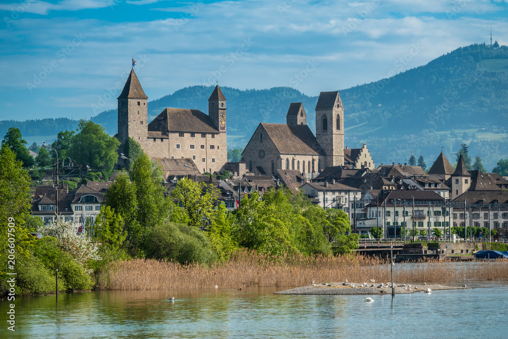Rapperswil castle on the shores of the Upper Zurich Lake )Obersee), Sank Gallen, Switzerland