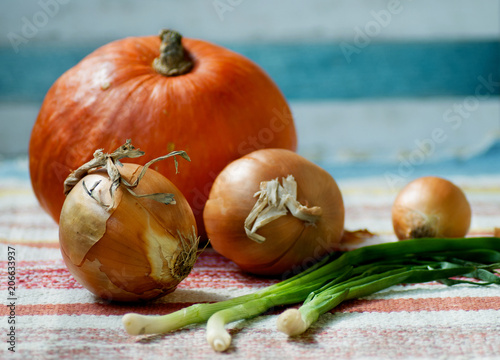 Pumpkin and three onions