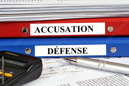 Wallpaper Mural Dossiers accusation et défense Torontodigital.ca