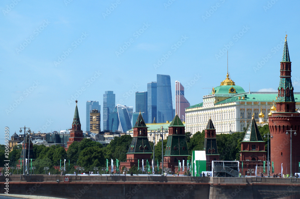 Kremlin & Moscow City