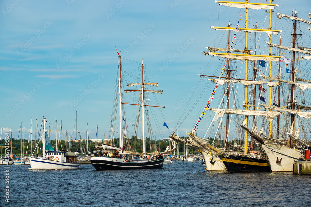 Segelschiffe auf der Hansesail in Rostock Segelschiffe auf der Hansesail in Rostock