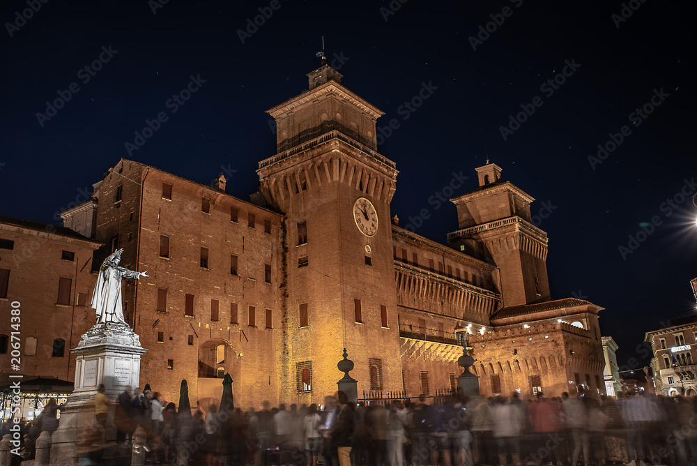 Ferrara, Castello Estense, effetto fantasma