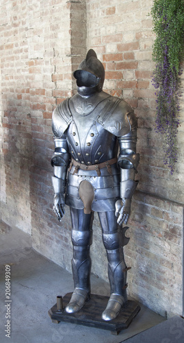 armatura medievale per protezione personale in cavaliere di guerra 