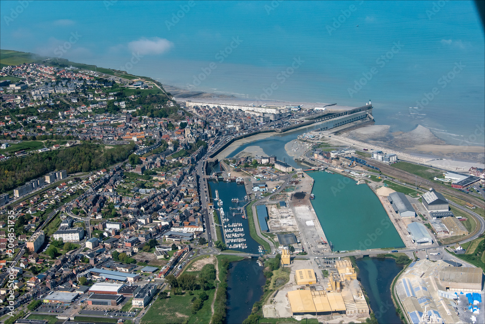 vue aérienne de la ville du Tréport en Seine Maritime en France