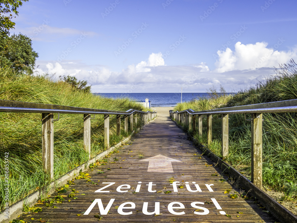 Fototapeta premium Zeit für Neues Ostsee Brücke