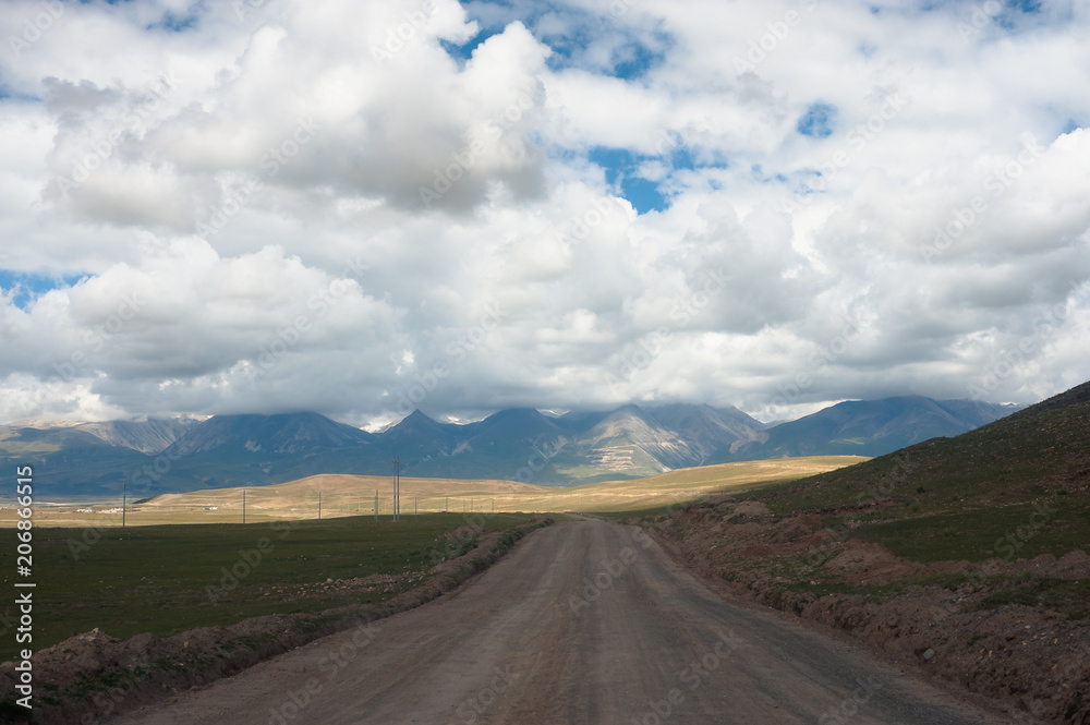A road through the Tibetan Himalayas