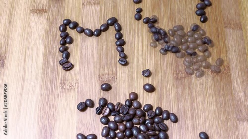 A step motion dedicated to the love of coffee. The cup moves while the beans are going to form the inscription: my love