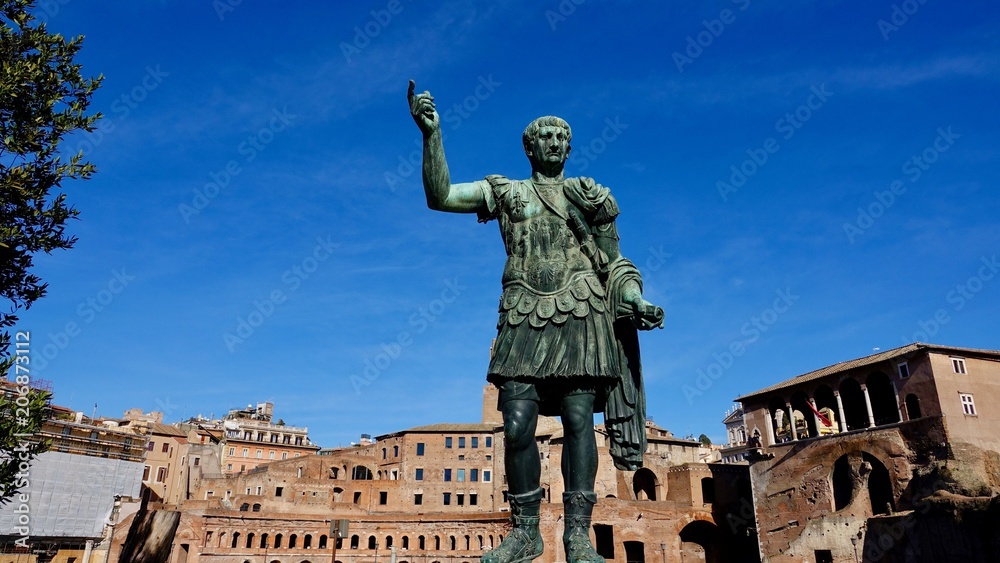 Bronzestatuen der Cäsaren Roms, vor dem Trajansforum