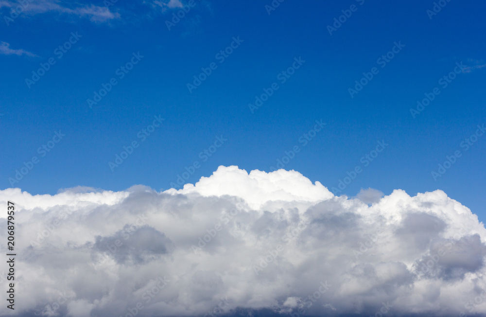 Fototapeta premium blue sky with white Cumulus clouds