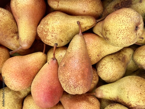 Fresh pears background