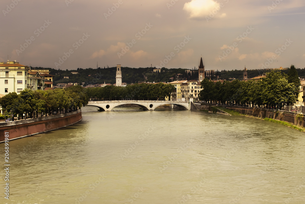 Obraz premium Verona riverside, Castelvecchio Bridge. Italy