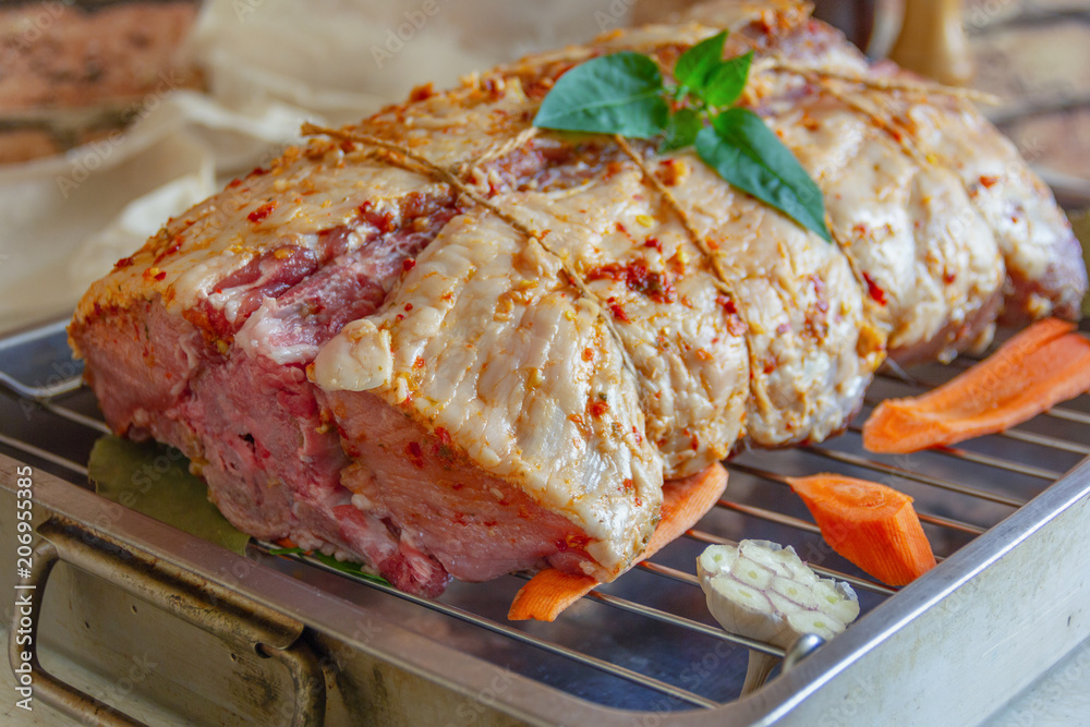 Meat, raw pork Meat, raw pork