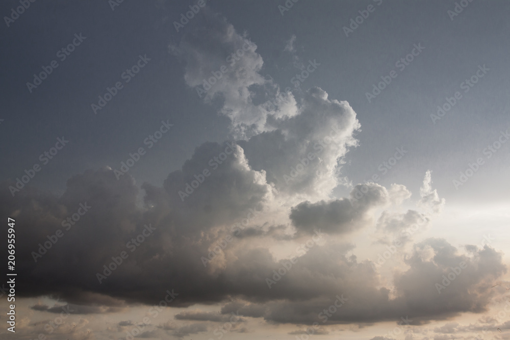 Obraz premium Landscape nature of white cloud on the sky.