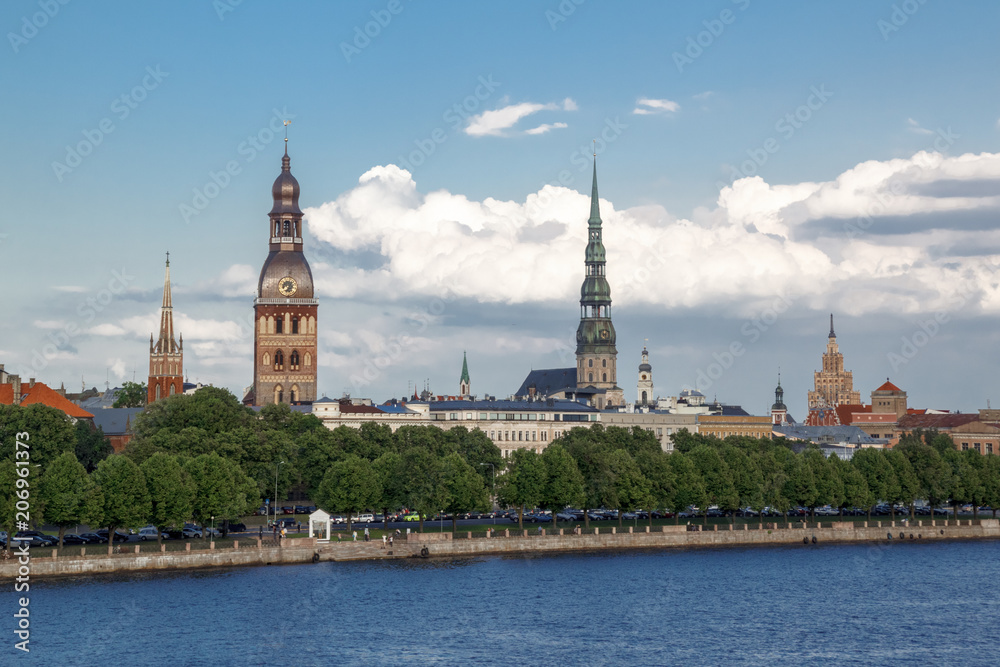 Naklejka premium View of the old town in Riga with Castle of Latvian President in center and river Dvina