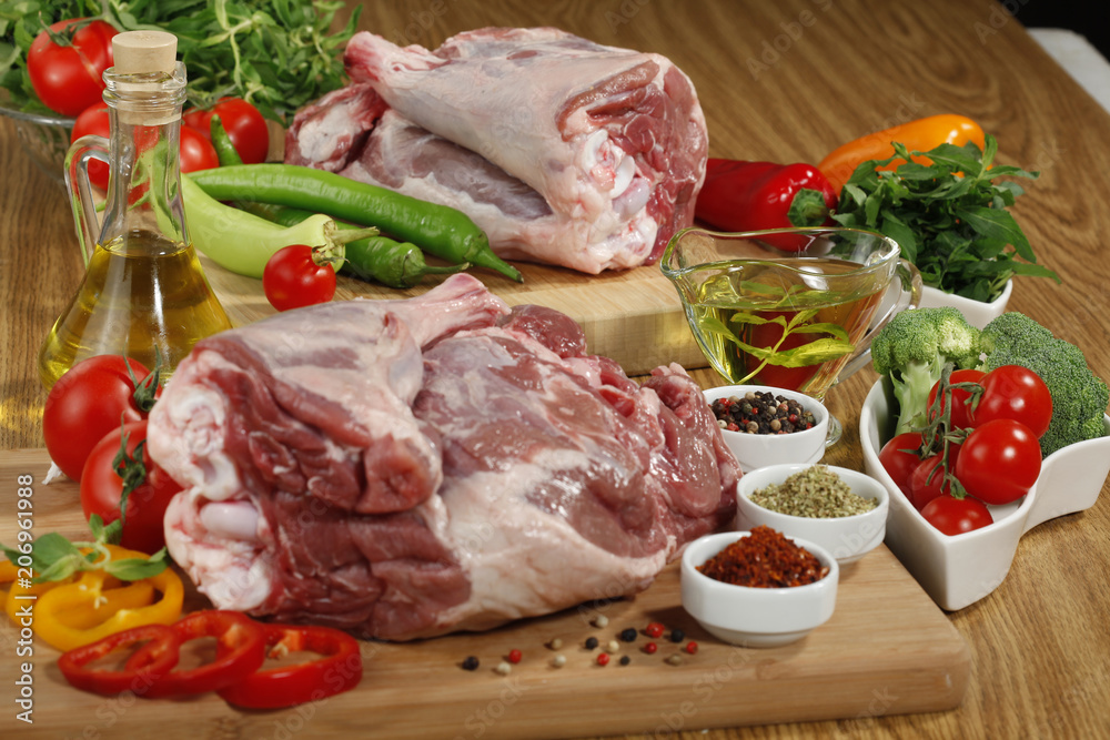 Fresh raw meat on cutting board
Fresh raw meat on cutting board