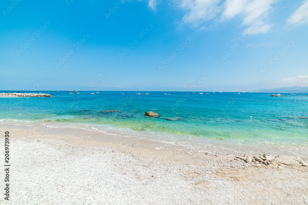 White pebbles in Marina Grande beach