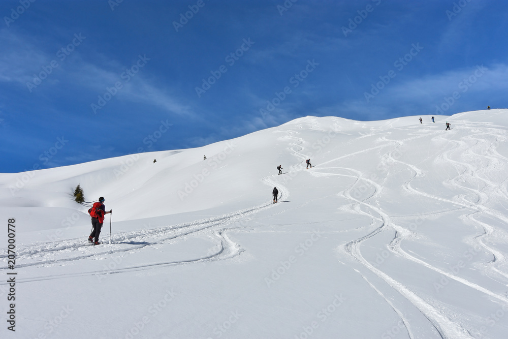 Large numbers of ski mountaineers en route at the popular tour to the Galtjoch. Lechtal Alps, Tirol, Austria