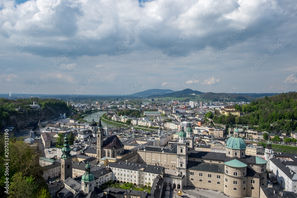 Fototapeta premium Salzburg at sunny day