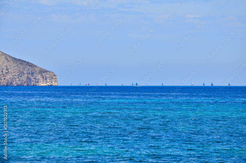 Playa de Altea con mar en España, Alicante