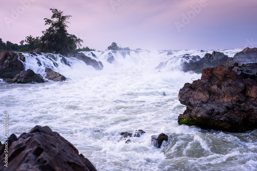 Don Pha Pheng Waterfall, Laos photo